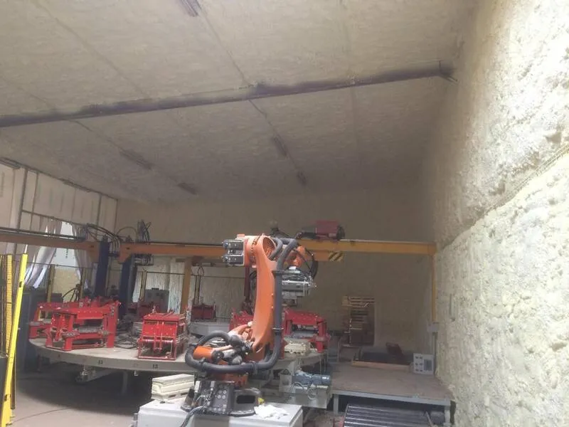 Isolation projetée polyuréthane - chantier Top'Isol